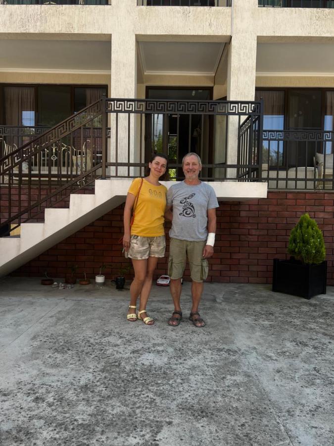 Guest House Bagrat New Athos Exterior foto